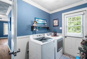 21 ATLANTIC STREET, MARYSTOWN, Newfoundland, Canada A0E 2M0, ,2 BathroomsBathrooms,Residential,Reduced,ATLANTIC STREET,4647