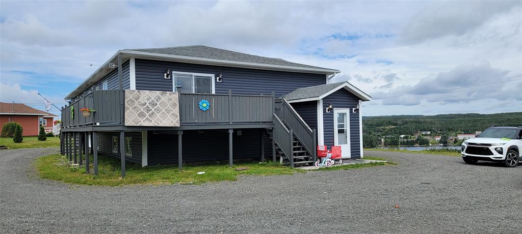 10 CRESTVIEW HEIGHTS, MARYSTOWN, Newfoundland, Canada A0E 2M0, ,3 BathroomsBathrooms,Residential,Reduced,CRESTVIEW HEIGHTS,4649