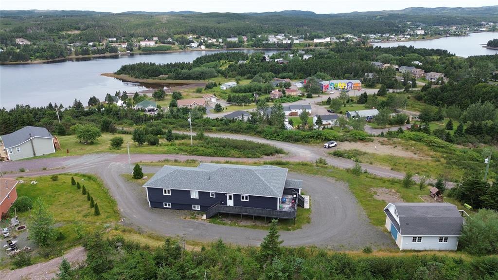 10 CRESTVIEW HEIGHTS, MARYSTOWN, Newfoundland, Canada A0E 2M0, ,3 BathroomsBathrooms,Residential,For Sale,CRESTVIEW HEIGHTS,4649
