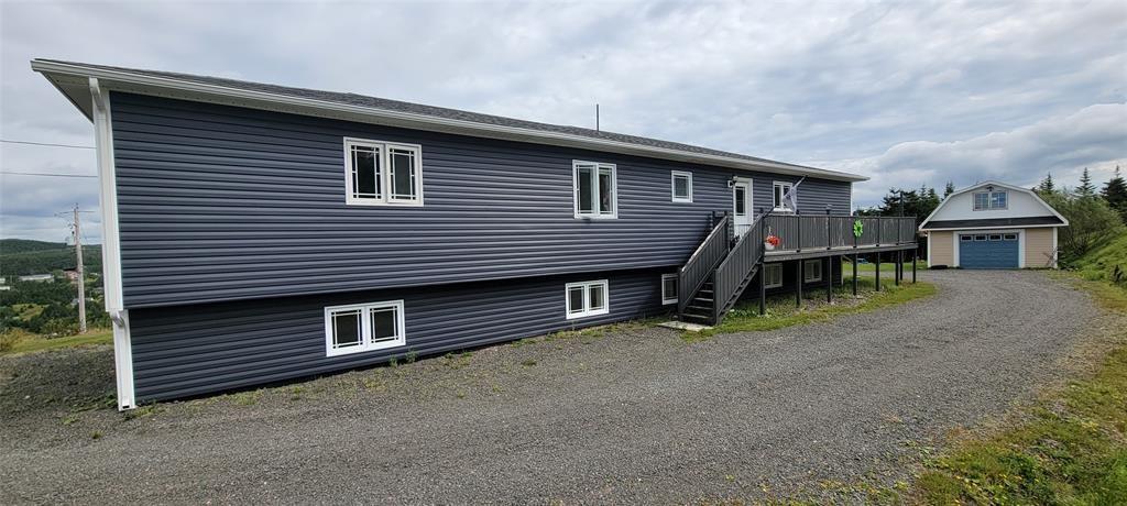 10 CRESTVIEW HEIGHTS, MARYSTOWN, Newfoundland, Canada A0E 2M0, ,3 BathroomsBathrooms,Residential,For Sale,CRESTVIEW HEIGHTS,4649