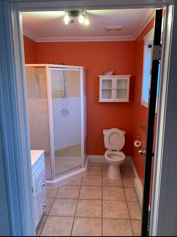 10 CRESTVIEW HEIGHTS, MARYSTOWN, Newfoundland, Canada A0E 2M0, ,3 BathroomsBathrooms,Residential,For Sale,CRESTVIEW HEIGHTS,4649