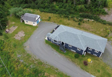 10 CRESTVIEW HEIGHTS, MARYSTOWN, Newfoundland, Canada A0E 2M0, ,3 BathroomsBathrooms,Residential,For Sale,CRESTVIEW HEIGHTS,4649