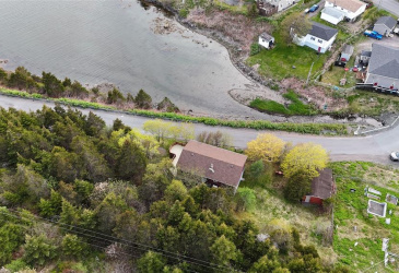 11-15 SOUTHSIDE ROAD, PORT AUX BRAS, Newfoundland, Canada A0E 1E0, ,1 BathroomBathrooms,Residential,Reduced,SOUTHSIDE ROAD,5340