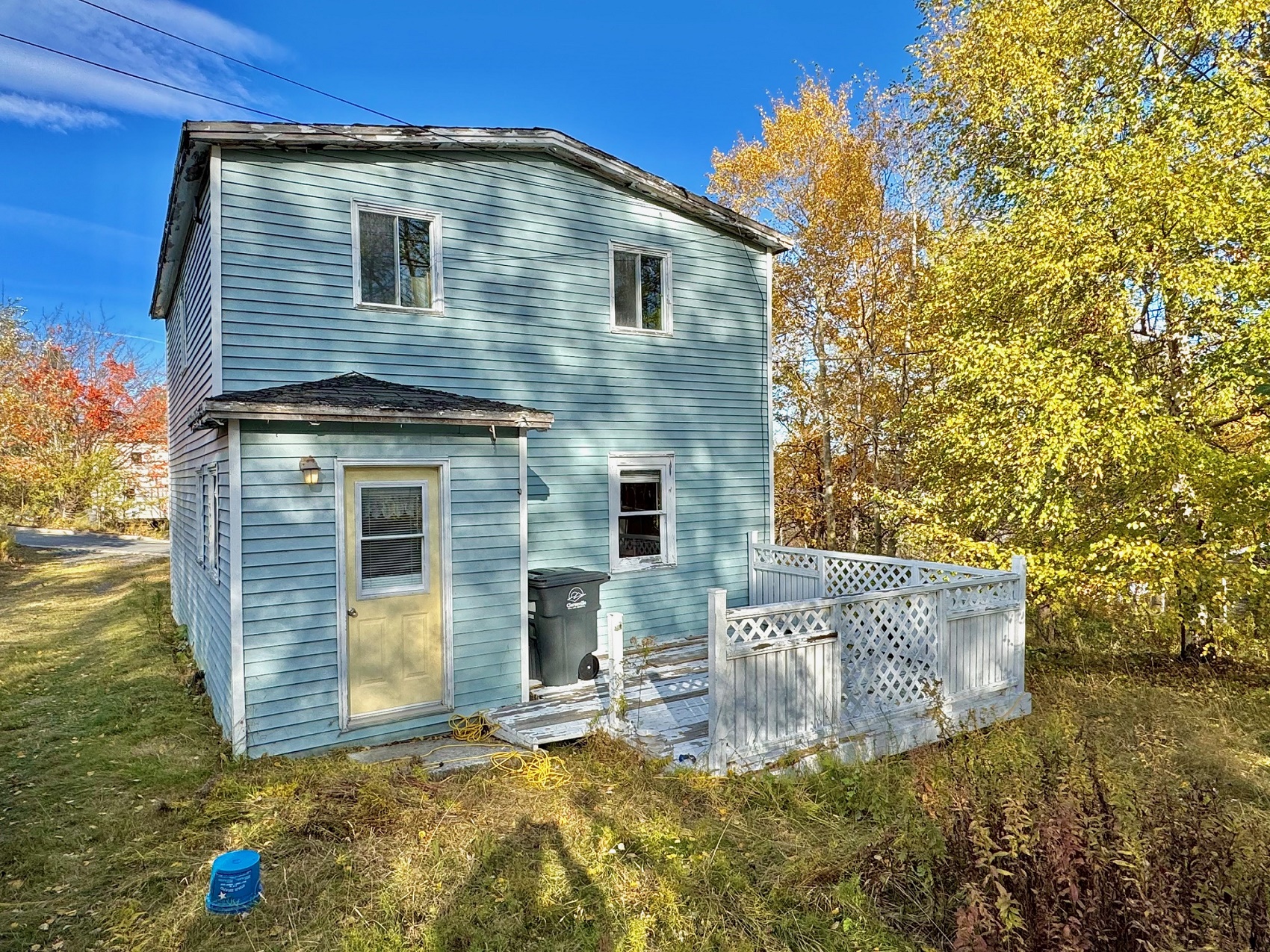 17 STRONG'S ROAD, CLARENVILLE, Newfoundland, Canada A5A 1X8, ,1 BathroomBathrooms,Residential,Sale Pending,STRONG'S ROAD,5607