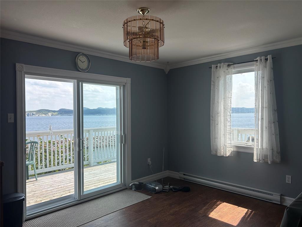 25 MAIN ROAD, PORT DE GRAVE, Newfoundland, Canada A0A 3J0, ,3 BathroomsBathrooms,Residential,For Sale,MAIN ROAD,5658