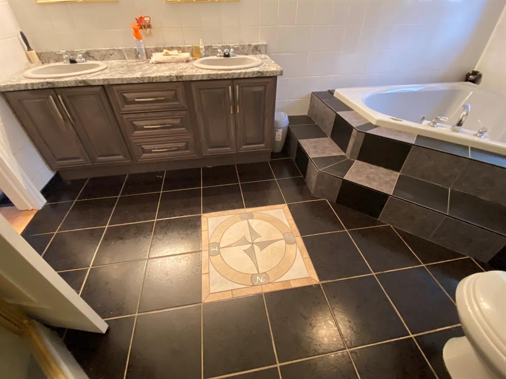 35 RATTLEY ROW, BRIGUS, Newfoundland, Canada A0A 1K0, ,1 BathroomBathrooms,Residential,Reduced,RATTLEY ROW,5678