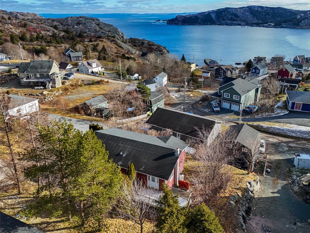 35 RATTLEY ROW, BRIGUS, Newfoundland, Canada A0A 1K0, ,1 BathroomBathrooms,Residential,Reduced,RATTLEY ROW,5678