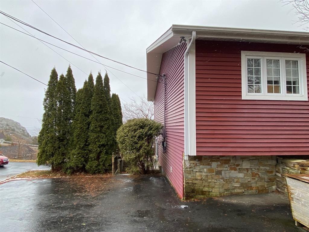 35 RATTLEY ROW, BRIGUS, Newfoundland, Canada A0A 1K0, ,1 BathroomBathrooms,Residential,Reduced,RATTLEY ROW,5678