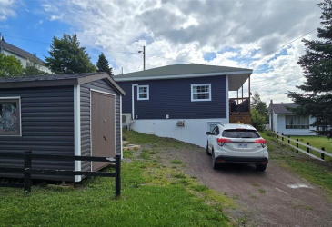 2-4 JORGENSEN'S ROAD, BURIN, Newfoundland, Canada A0E 1E0, ,1 BathroomBathrooms,Residential,Reduced,JORGENSEN'S ROAD,5692