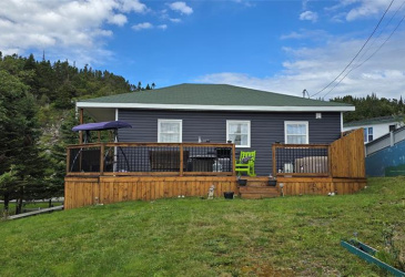 2-4 JORGENSEN'S ROAD, BURIN, Newfoundland, Canada A0E 1E0, ,1 BathroomBathrooms,Residential,Reduced,JORGENSEN'S ROAD,5692