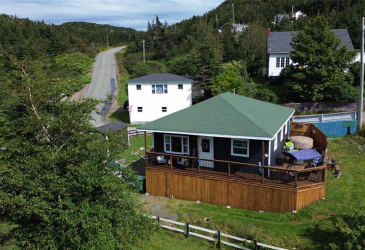 2-4 JORGENSEN'S ROAD, BURIN, Newfoundland, Canada A0E 1E0, ,1 BathroomBathrooms,Residential,Reduced,JORGENSEN'S ROAD,5692