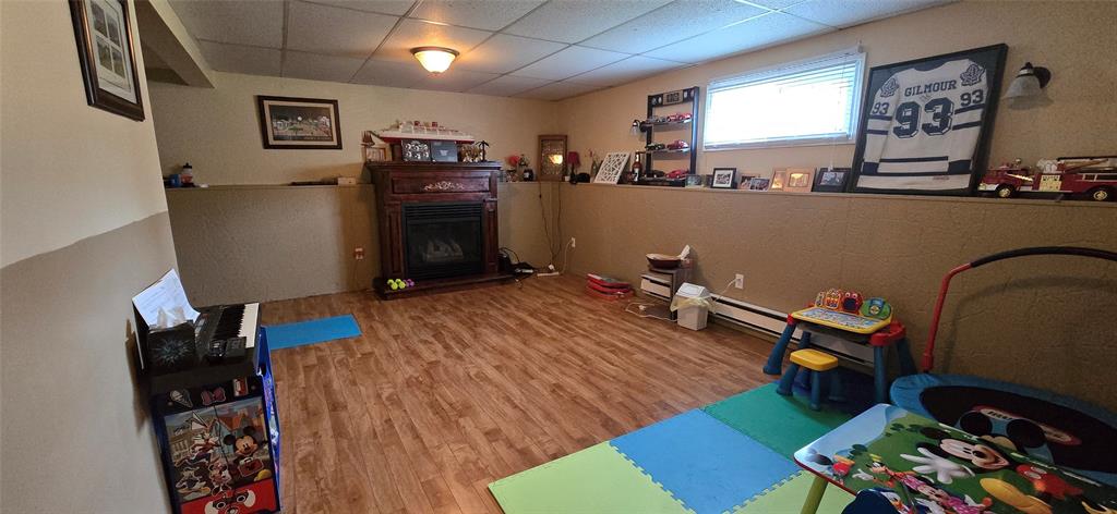 364 MAIN STREET, BURIN, Newfoundland, Canada A0E 1E0, ,2 BathroomsBathrooms,Residential,Sold,MAIN STREET,5693