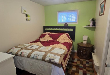 364 MAIN STREET, BURIN, Newfoundland, Canada A0E 1E0, ,2 BathroomsBathrooms,Residential,Sold,MAIN STREET,5693