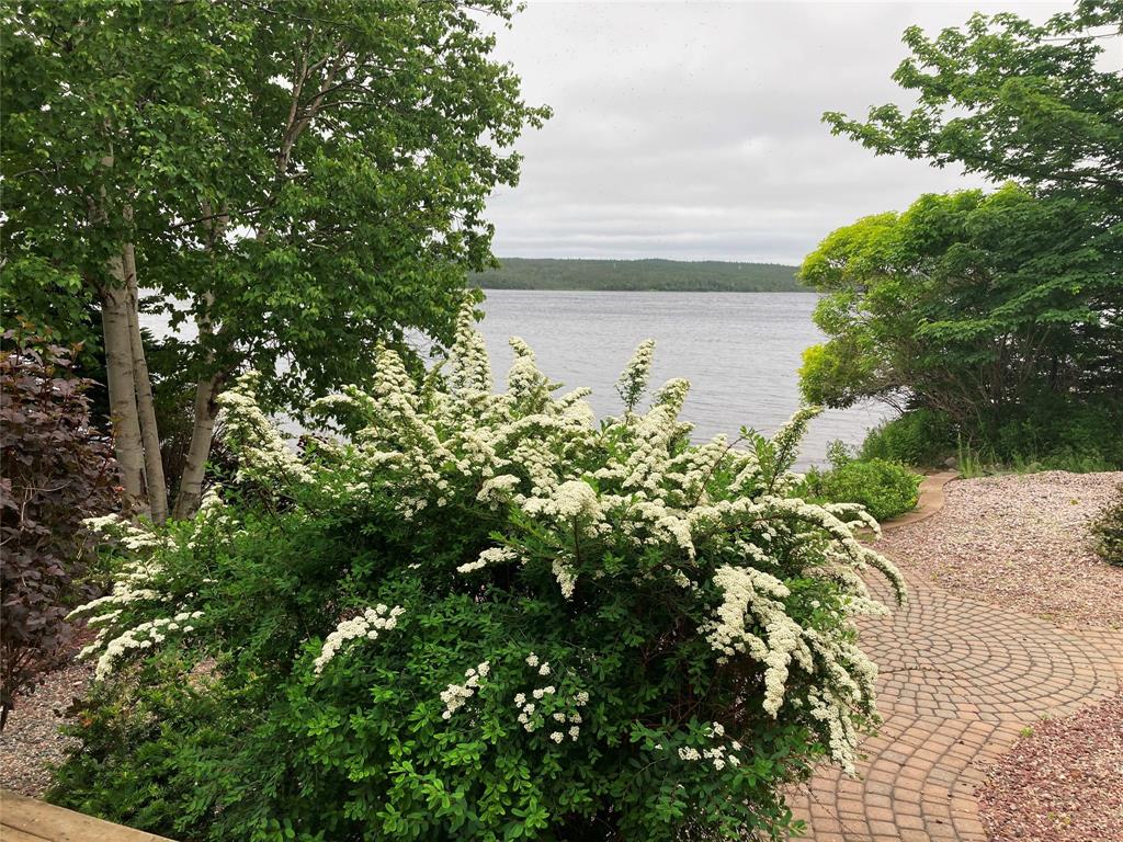 74 MAIN HIGHWAY, BLAKETOWN, Newfoundland, Canada A0B 1C0, ,2 BathroomsBathrooms,Residential,Reduced,MAIN HIGHWAY,5714