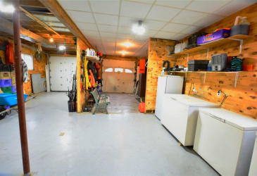 74 MAIN HIGHWAY, BLAKETOWN, Newfoundland, Canada A0B 1C0, ,2 BathroomsBathrooms,Residential,Reduced,MAIN HIGHWAY,5714