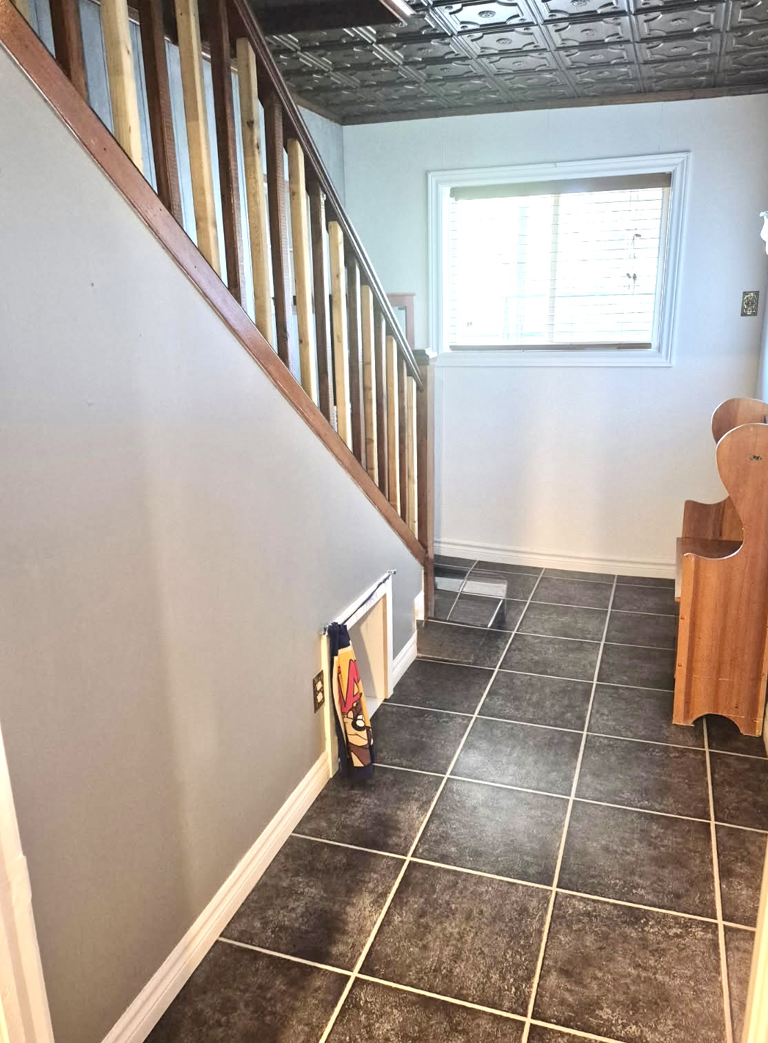 6 CEMETERY ROAD, HODGE'S COVE, Newfoundland, Canada A0E 2A0, ,1 BathroomBathrooms,Residential,For Sale,CEMETERY ROAD,5722