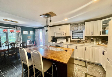 6 CEMETERY ROAD, HODGE'S COVE, Newfoundland, Canada A0E 2A0, ,1 BathroomBathrooms,Residential,For Sale,CEMETERY ROAD,5722