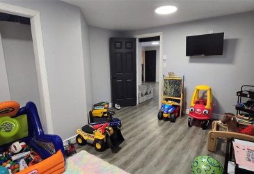12-14 BRAKE'S PLACE, MARYSTOWN, Newfoundland, Canada A0E 2M0, ,2 BathroomsBathrooms,Residential,Sale Pending,BRAKE'S PLACE,5734