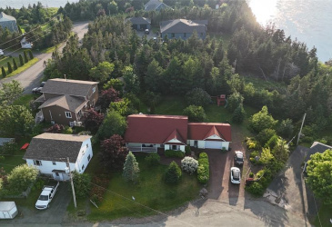 12-14 BRAKE'S PLACE, MARYSTOWN, Newfoundland, Canada A0E 2M0, ,2 BathroomsBathrooms,Residential,Sale Pending,BRAKE'S PLACE,5734
