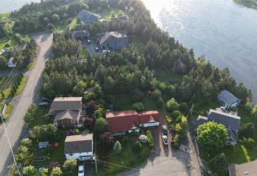 12-14 BRAKE'S PLACE, MARYSTOWN, Newfoundland, Canada A0E 2M0, ,2 BathroomsBathrooms,Residential,Sale Pending,BRAKE'S PLACE,5734