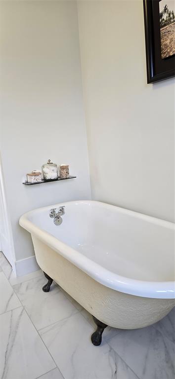 10 BRAKES PLACE, MARYSTOWN, Newfoundland, Canada A0E 2M0, ,3 BathroomsBathrooms,Residential,Reduced,BRAKES PLACE,5749