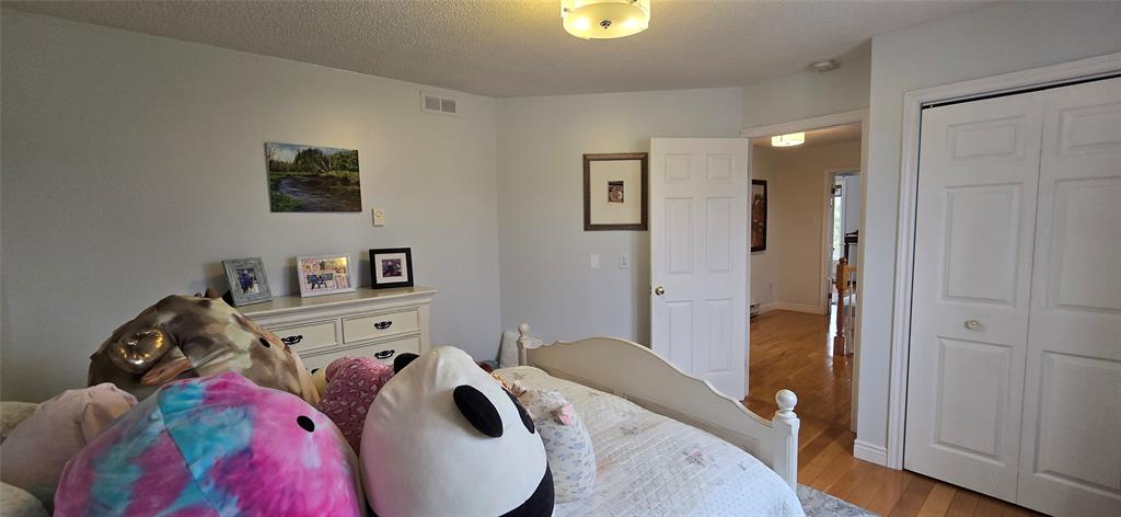 10 BRAKES PLACE, MARYSTOWN, Newfoundland, Canada A0E 2M0, ,3 BathroomsBathrooms,Residential,Reduced,BRAKES PLACE,5749