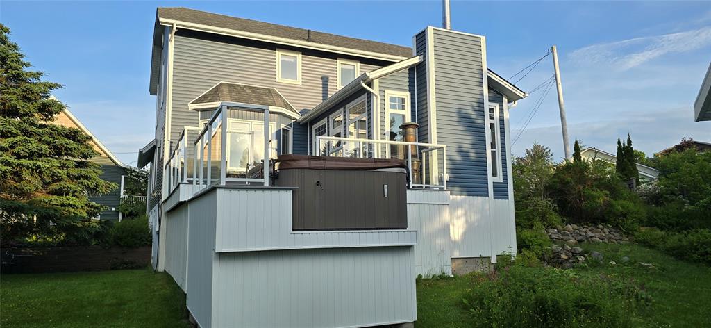 10 BRAKES PLACE, MARYSTOWN, Newfoundland, Canada A0E 2M0, ,3 BathroomsBathrooms,Residential,Reduced,BRAKES PLACE,5749