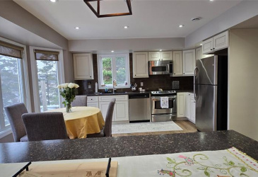10 BRAKES PLACE, MARYSTOWN, Newfoundland, Canada A0E 2M0, ,3 BathroomsBathrooms,Residential,Reduced,BRAKES PLACE,5749