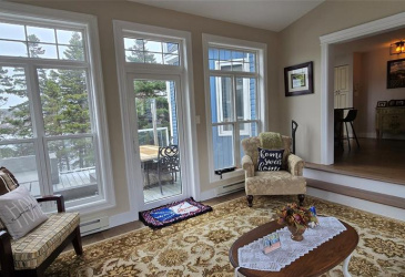 10 BRAKES PLACE, MARYSTOWN, Newfoundland, Canada A0E 2M0, ,3 BathroomsBathrooms,Residential,Reduced,BRAKES PLACE,5749
