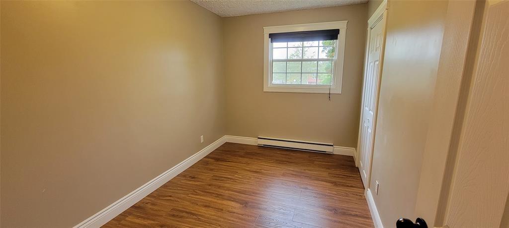 435 CRESTON BOULEVARD, MARYSTOWN, Newfoundland, Canada A0E 2M0, ,2 BathroomsBathrooms,Residential,Reduced,CRESTON BOULEVARD,5781