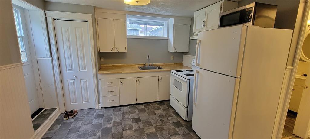 435 CRESTON BOULEVARD, MARYSTOWN, Newfoundland, Canada A0E 2M0, ,2 BathroomsBathrooms,Residential,Reduced,CRESTON BOULEVARD,5781