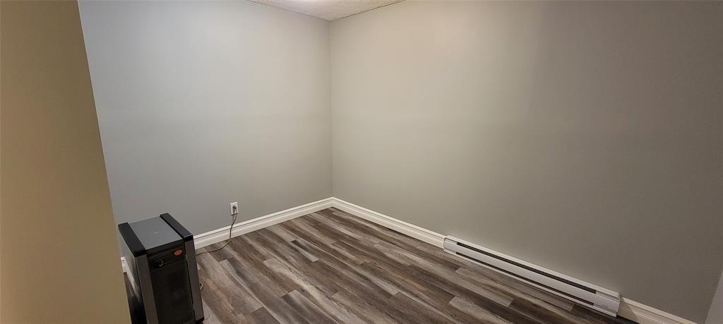 435 CRESTON BOULEVARD, MARYSTOWN, Newfoundland, Canada A0E 2M0, ,2 BathroomsBathrooms,Residential,Reduced,CRESTON BOULEVARD,5781