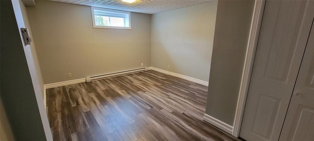 435 CRESTON BOULEVARD, MARYSTOWN, Newfoundland, Canada A0E 2M0, ,2 BathroomsBathrooms,Residential,Reduced,CRESTON BOULEVARD,5781