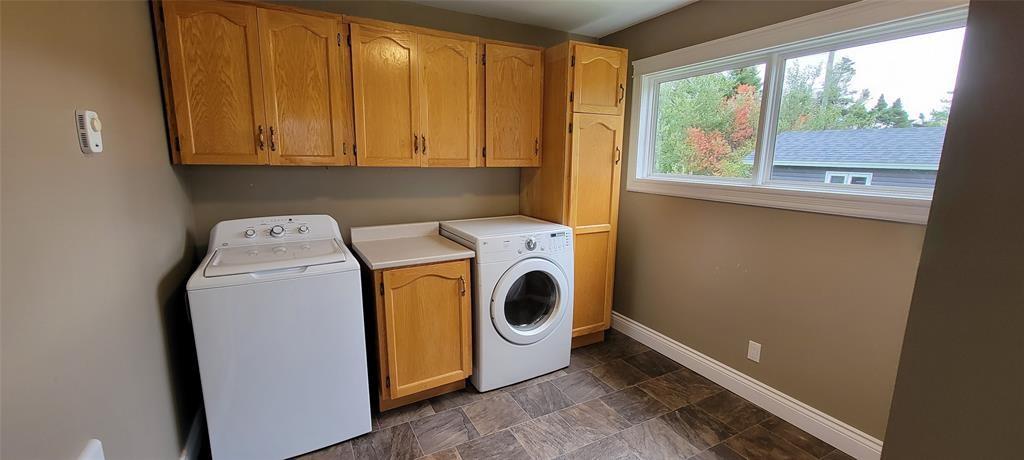 435 CRESTON BOULEVARD, MARYSTOWN, Newfoundland, Canada A0E 2M0, ,2 BathroomsBathrooms,Residential,Reduced,CRESTON BOULEVARD,5781
