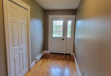435 CRESTON BOULEVARD, MARYSTOWN, Newfoundland, Canada A0E 2M0, ,2 BathroomsBathrooms,Residential,Reduced,CRESTON BOULEVARD,5781
