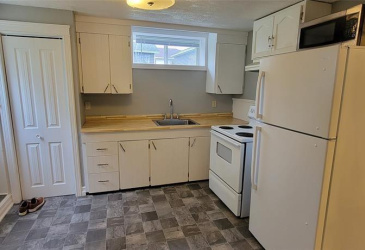 435 CRESTON BOULEVARD, MARYSTOWN, Newfoundland, Canada A0E 2M0, ,2 BathroomsBathrooms,Residential,Reduced,CRESTON BOULEVARD,5781