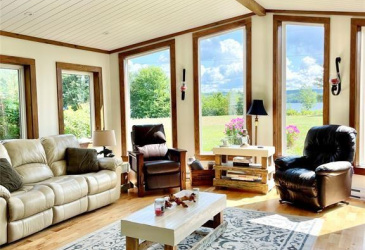 35-37 GARRETTS ROAD, CLARENVILLE, Newfoundland, Canada A0C 2G0, ,2 BathroomsBathrooms,Residential,For Sale,GARRETTS ROAD,5787
