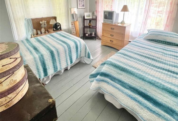 35-37 GARRETTS ROAD, CLARENVILLE, Newfoundland, Canada A0C 2G0, ,2 BathroomsBathrooms,Residential,For Sale,GARRETTS ROAD,5787