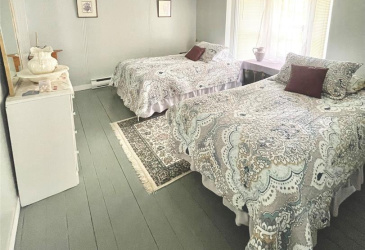35-37 GARRETTS ROAD, CLARENVILLE, Newfoundland, Canada A0C 2G0, ,2 BathroomsBathrooms,Residential,For Sale,GARRETTS ROAD,5787