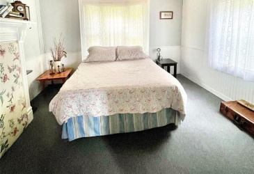35-37 GARRETTS ROAD, CLARENVILLE, Newfoundland, Canada A0C 2G0, ,2 BathroomsBathrooms,Residential,For Sale,GARRETTS ROAD,5787