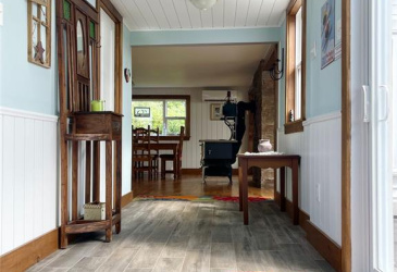 35-37 GARRETTS ROAD, CLARENVILLE, Newfoundland, Canada A0C 2G0, ,2 BathroomsBathrooms,Residential,For Sale,GARRETTS ROAD,5787