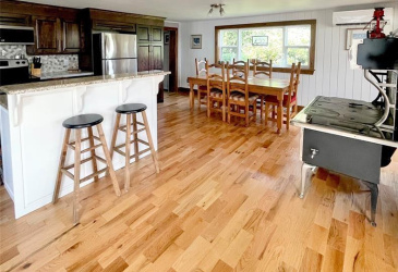 35-37 GARRETTS ROAD, CLARENVILLE, Newfoundland, Canada A0C 2G0, ,2 BathroomsBathrooms,Residential,For Sale,GARRETTS ROAD,5787