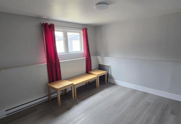 36 GREENWOOD STREET W, MARYSTOWN, Newfoundland, Canada A0E 1K0, ,2 BathroomsBathrooms,Residential,Reduced,GREENWOOD STREET W,5789