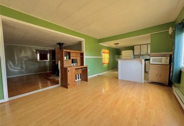 9 TRINITY DRIVE, MILTON, Newfoundland, Canada A5A 0L5, ,1 BathroomBathrooms,Residential,Sale Pending,TRINITY DRIVE,5806