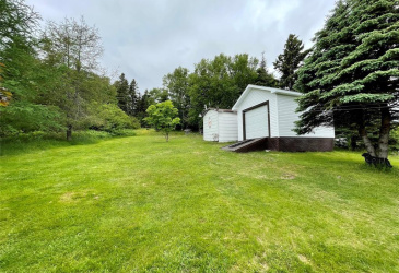 9 TRINITY DRIVE, MILTON, Newfoundland, Canada A5A 0L5, ,1 BathroomBathrooms,Residential,Sale Pending,TRINITY DRIVE,5806