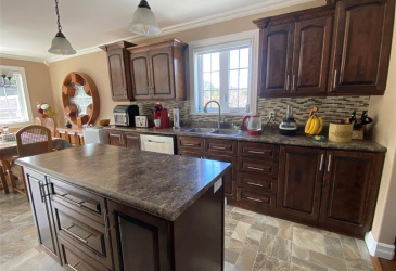 189 NORTH RIVER ROAD, NORTH RIVER, Newfoundland, Canada A0A 3C0, ,2 BathroomsBathrooms,Residential,Sale Pending,NORTH RIVER ROAD,5807