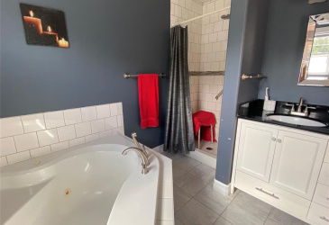 189 NORTH RIVER ROAD, NORTH RIVER, Newfoundland, Canada A0A 3C0, ,2 BathroomsBathrooms,Residential,Sale Pending,NORTH RIVER ROAD,5807