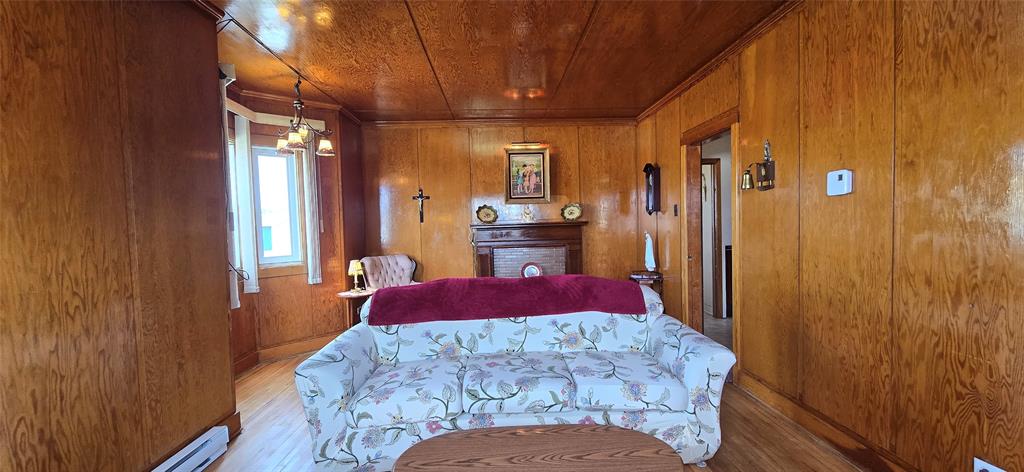 14 LOGWOOD DRIVE, FORTUNE, Newfoundland, Canada A)E 1P0, ,1 BathroomBathrooms,Residential,Reduced,LOGWOOD DRIVE,5819