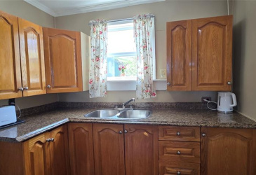 14 LOGWOOD DRIVE, FORTUNE, Newfoundland, Canada A)E 1P0, ,1 BathroomBathrooms,Residential,Reduced,LOGWOOD DRIVE,5819