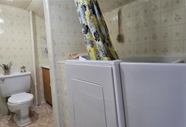 14 LOGWOOD DRIVE, FORTUNE, Newfoundland, Canada A)E 1P0, ,1 BathroomBathrooms,Residential,Reduced,LOGWOOD DRIVE,5819